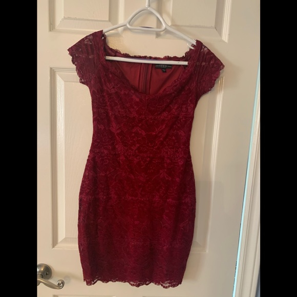 Dress - Picture 2 of 3